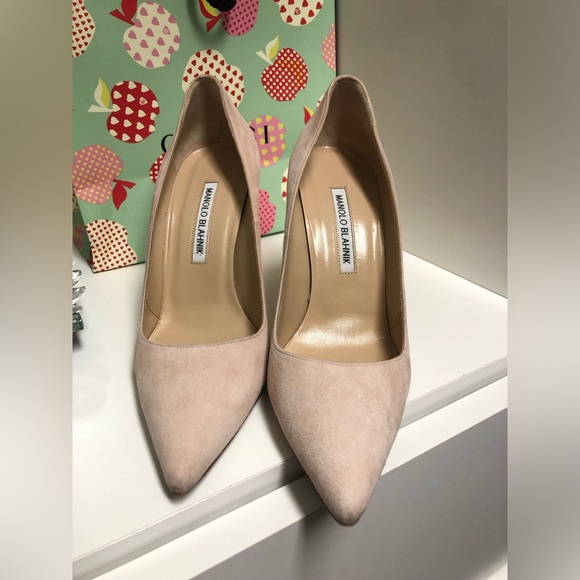 Manila blahnik Peach tan heels 💕💕 - Picture 9 of 12